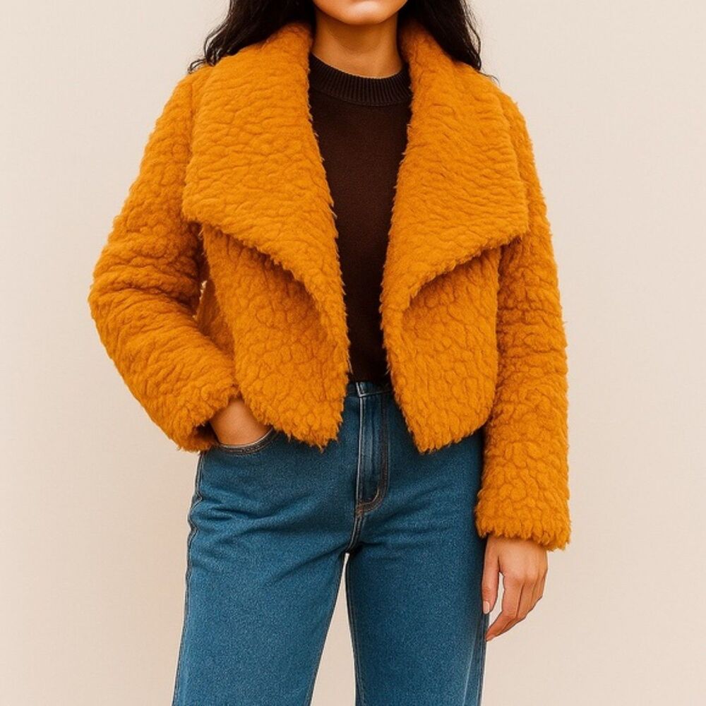NWT Vero Moda Jayla Shaggy Short Teddy Moto Jacket Thai Curry Women’s Size Small